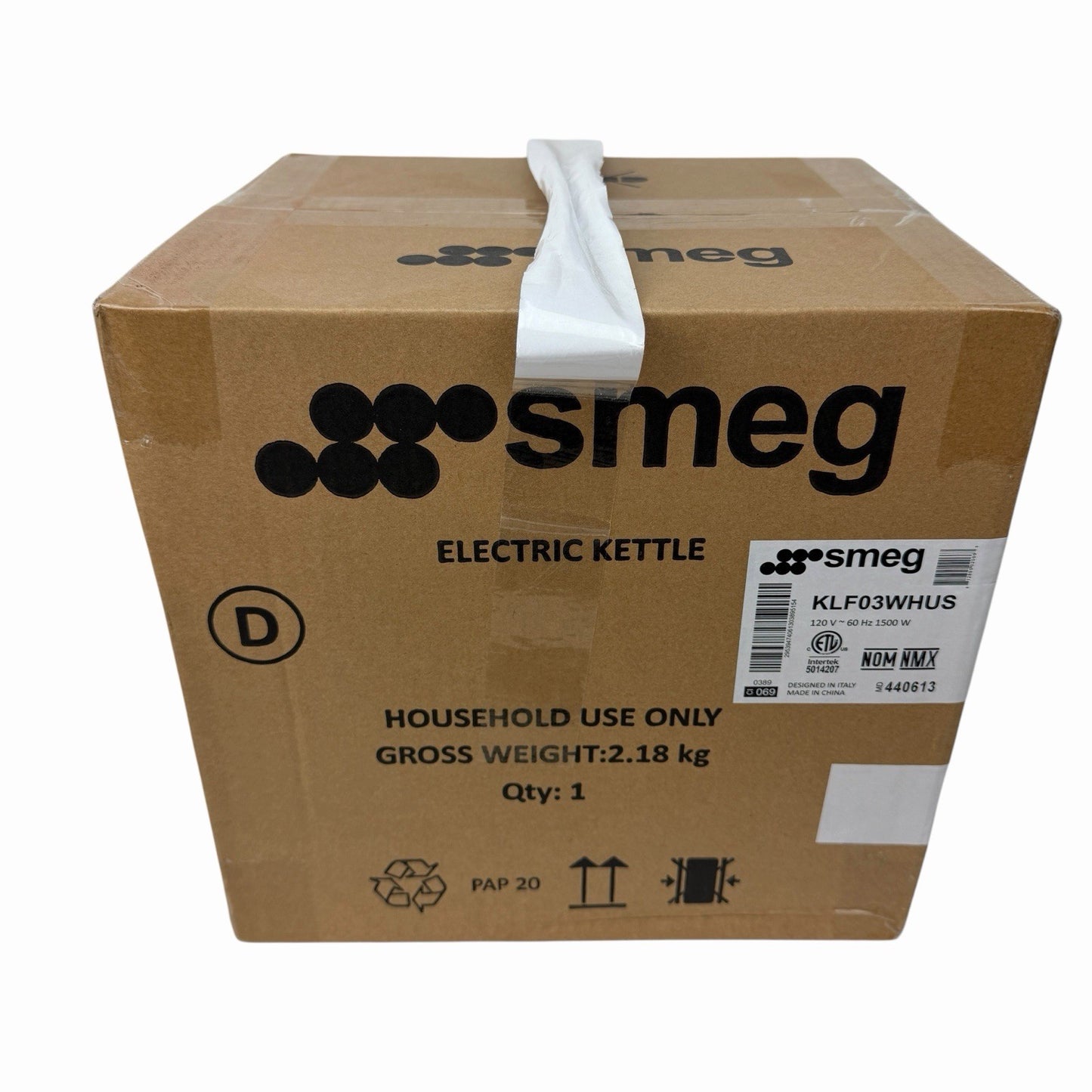 New SMEG 50's Retro Style 7 Cup Electric Water Kettle - White (KLF03WHUS)