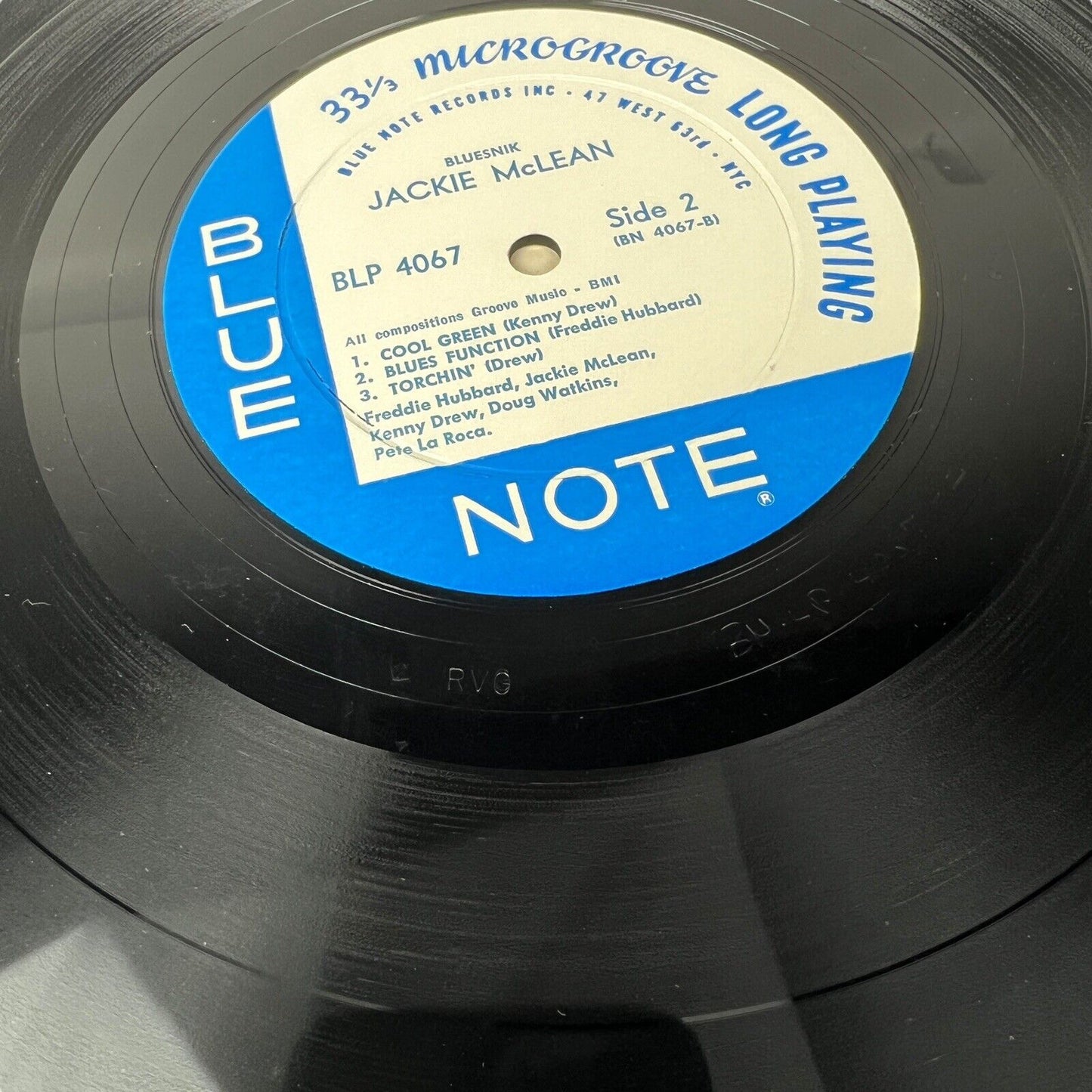 alt