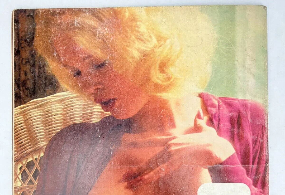 Vintage CAVALIER Magazine 1976 ANNUAL w/ STEPHEN KING Short Story NIGHT SURF