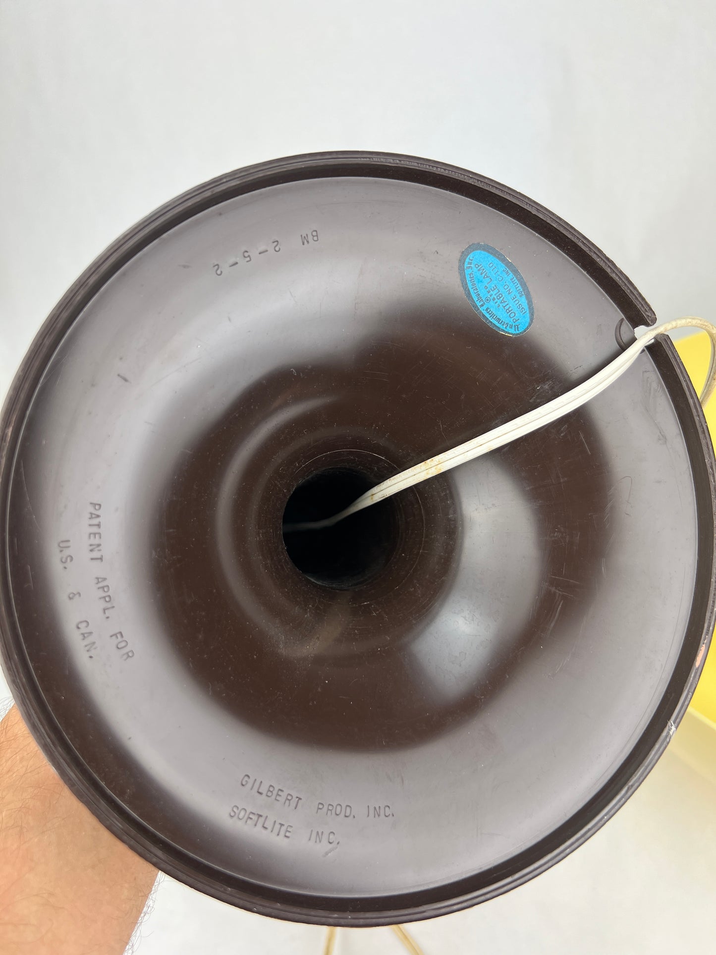 Vintage MCM 1970’s GILBERT SOFTLITE Brown & Yellow Plastic Mushroom Table Lamp