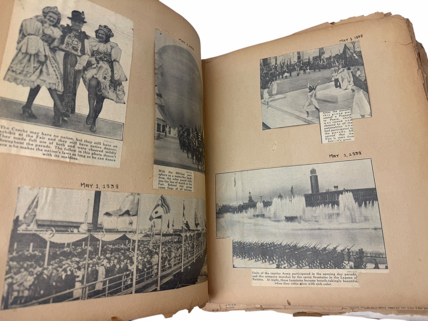 Vintage 1939 New York World’s Fair SCRAP BOOK