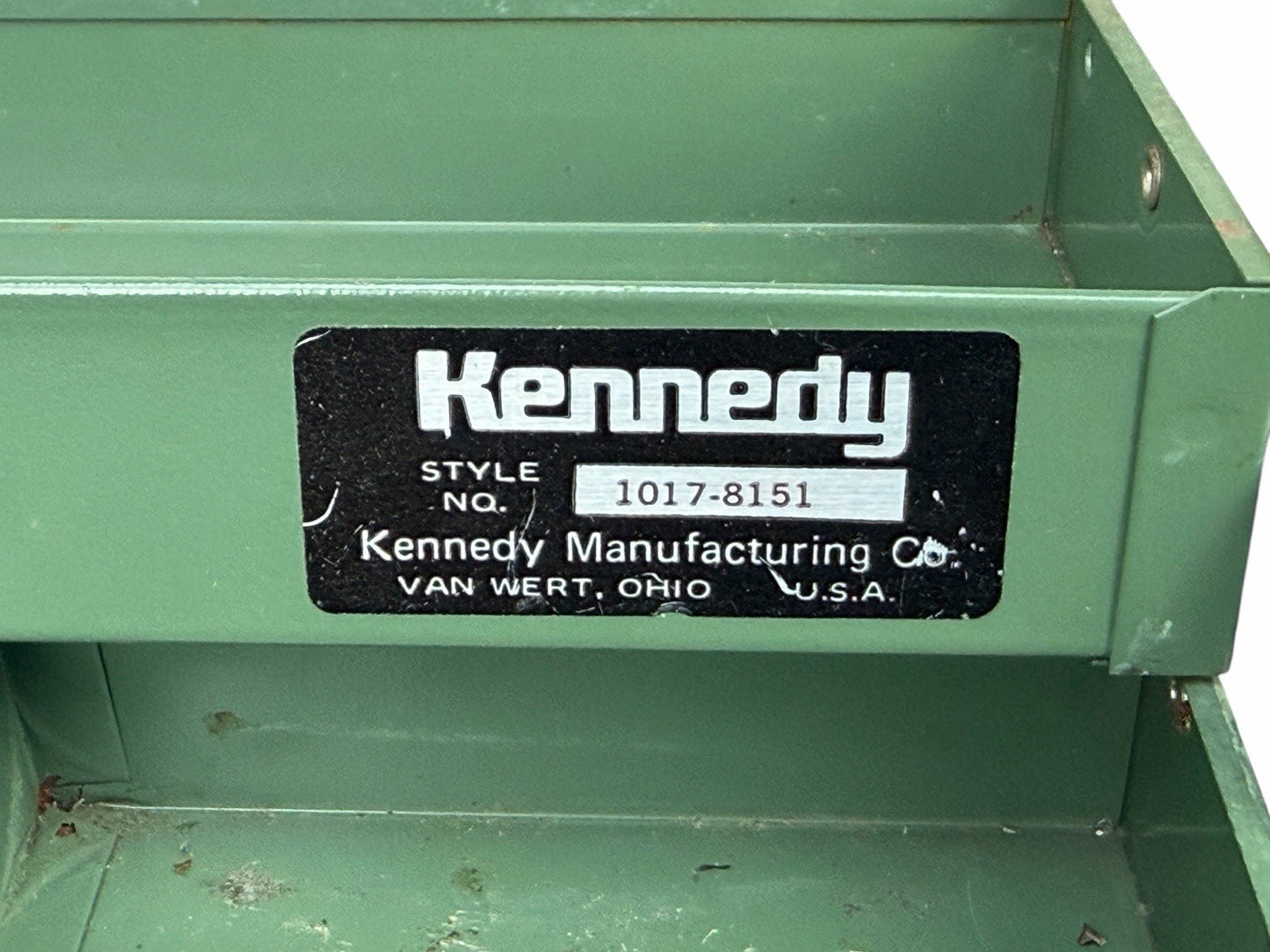 Vintage KENNEDY Cantilever Tray Machinist TOOL BOX Model 1017 Mechanics Kits