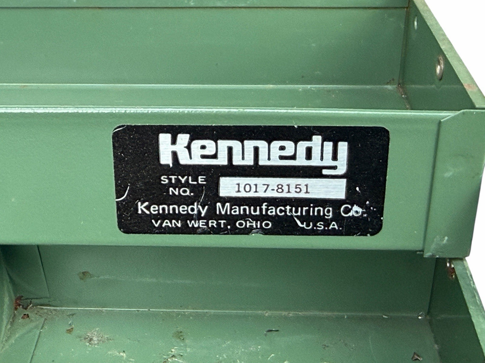 Vintage KENNEDY Cantilever Tray Machinist TOOL BOX Model 1017 Mechanics Kits