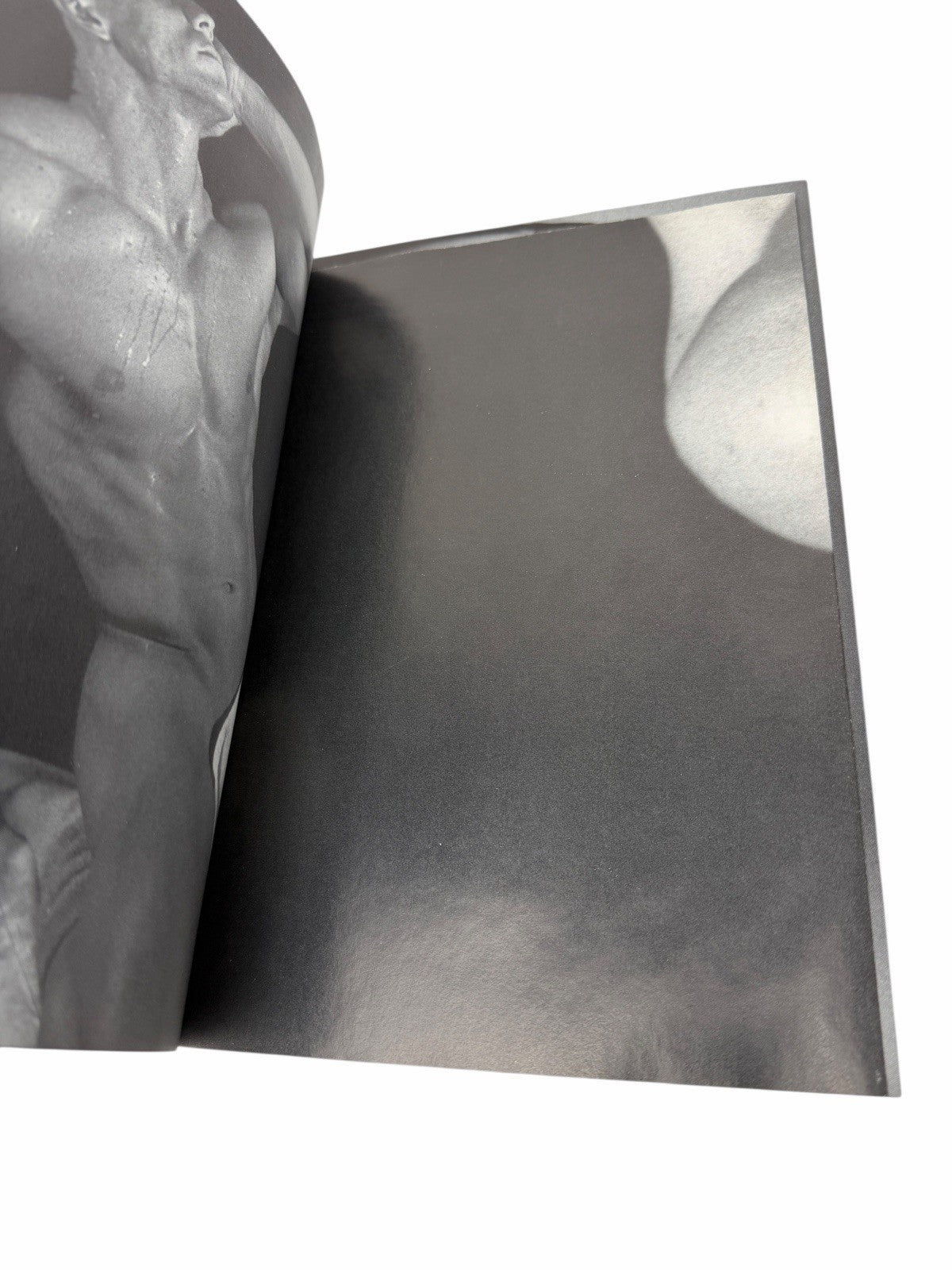 THE HUMAN FORM Magazine 1993 PHYSIQUE ART Pictorial w/ POSTERS 1st Gay Interest