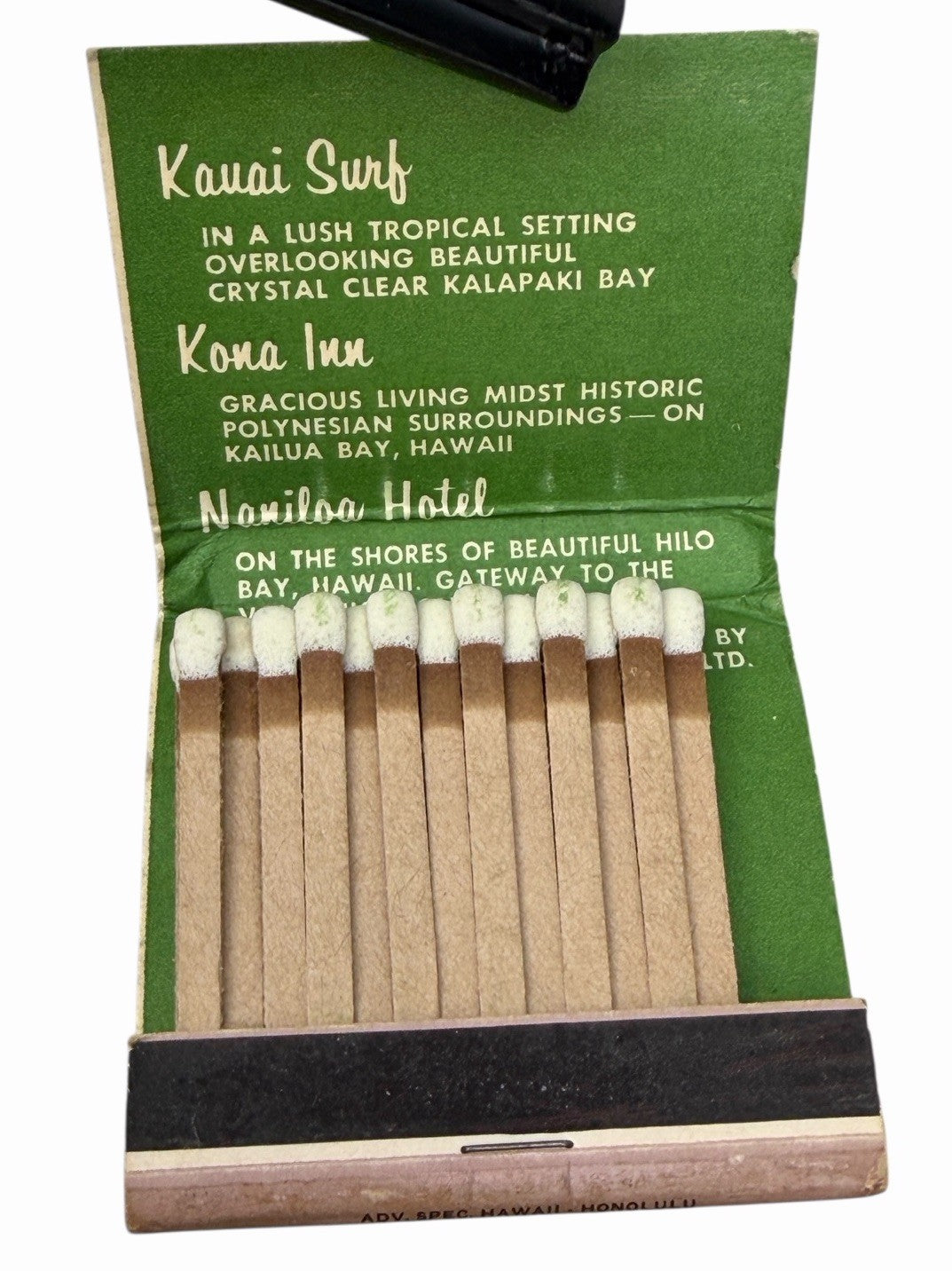 Vintage KONA INN & NANILOA HOTEL Hilo Kailua HAWAII Matchbooks MCM Art Design