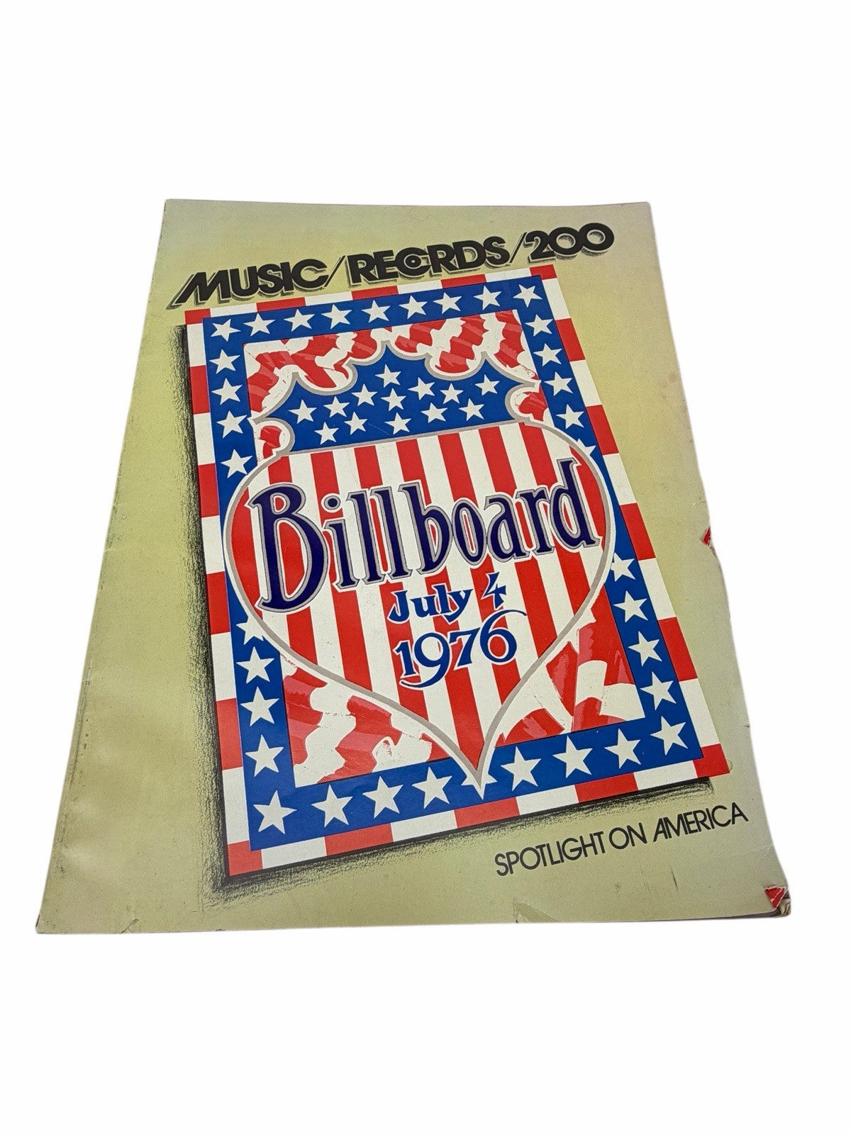 Billboard Magazine July 4, 1976 Spotlight on America BICENTENNIAL Edition KISS