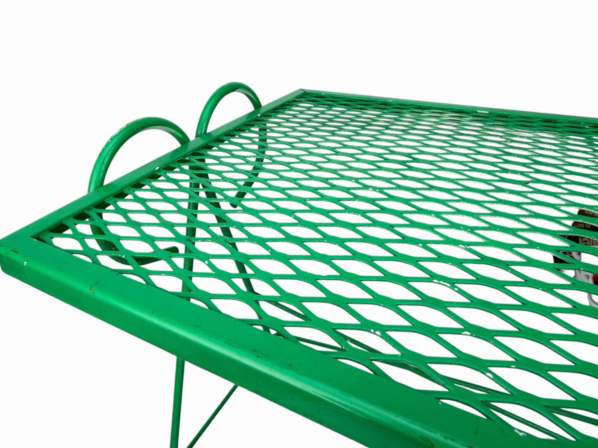 Vintage 1950s MCM Wrought Iron Mesh Salterini Style Nesting Side Tables Set Of 3