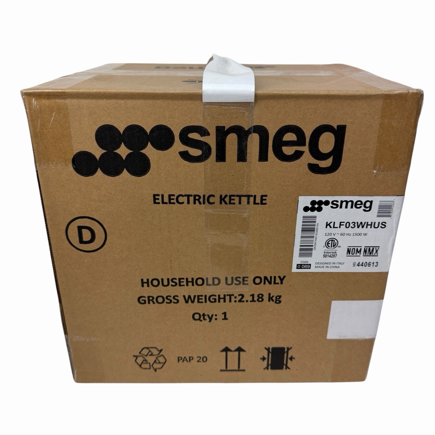 New SMEG 50's Retro Style 7 Cup Electric Water Kettle - White (KLF03WHUS)