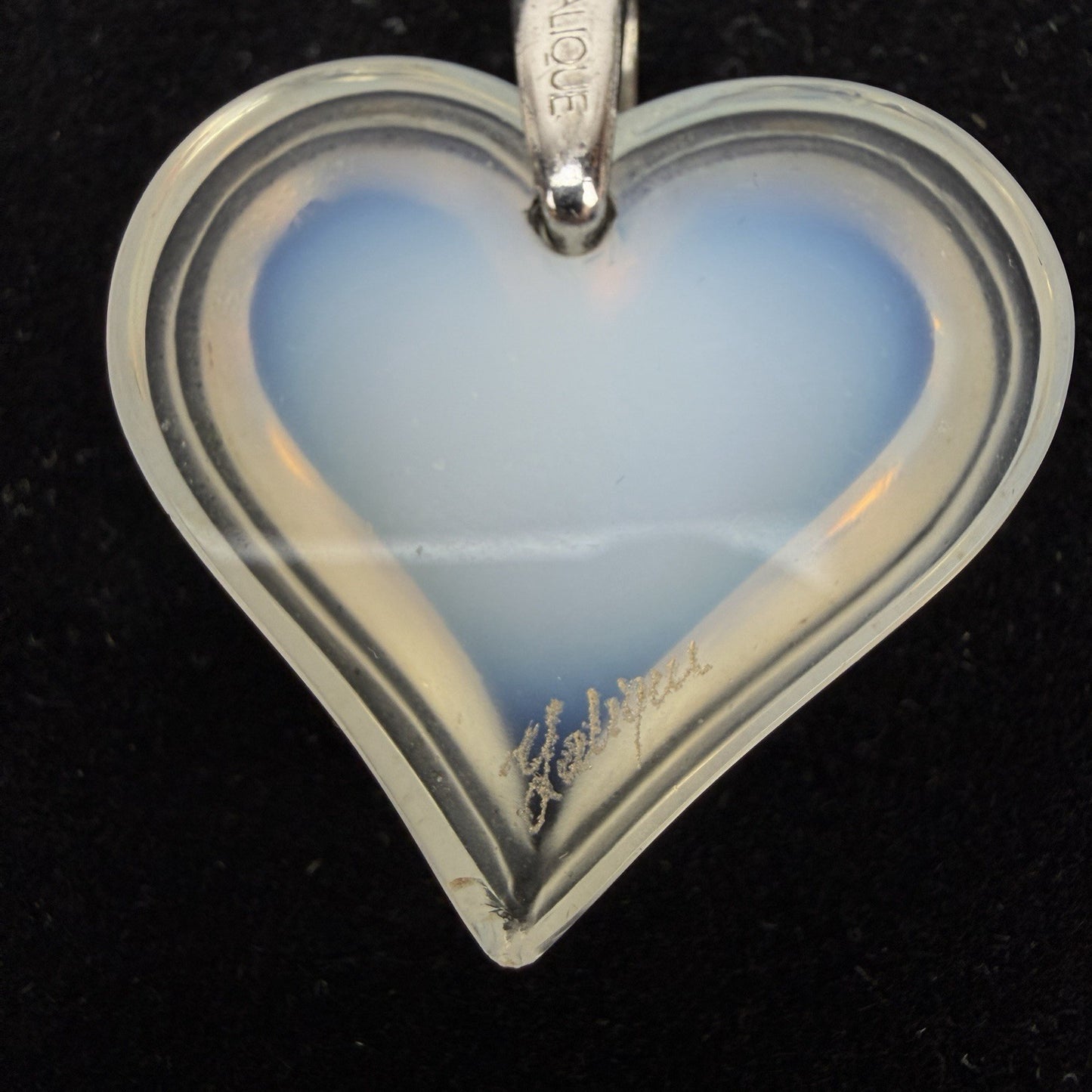 LALIQUE Coeur Opalescent White / Blue HEART PENDANT Crystal SILVER BALE Necklace