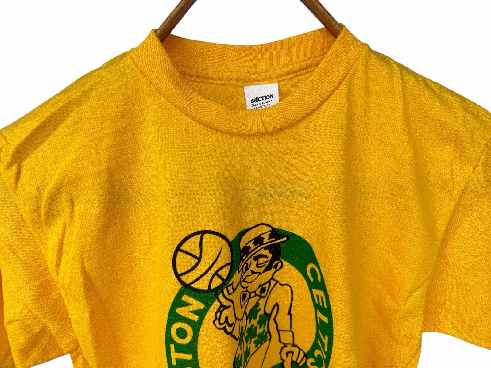 Vintage 1970’s Boston Celtics T-SHIRT Rare Original Medium NBA Basketball